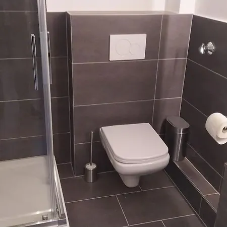 Frisch Renoviertes Apartment Mönchengladbach