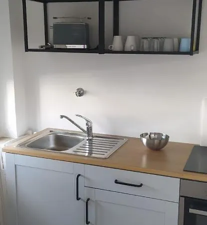 Frisch Renoviertes Apartment Monchengladbach